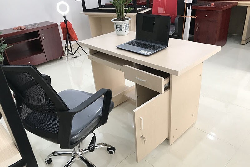 Các dòng sản phẩm bàn ghế tủ văn phòng cũ thanh lý giá cao