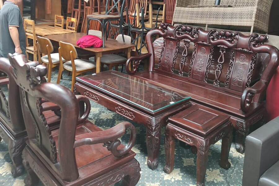 Giường tủ quần áo gỗ cũ gia đình cần thanh lý