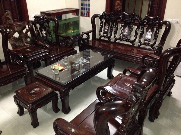 Dịch vụ thu mua bàn ghế cũ trọn gói tận nơi giá cao